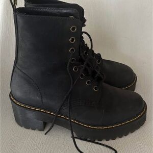 Dr. Martens Shriver Hi Black Leather Lace up Platform Ankle BOOTS